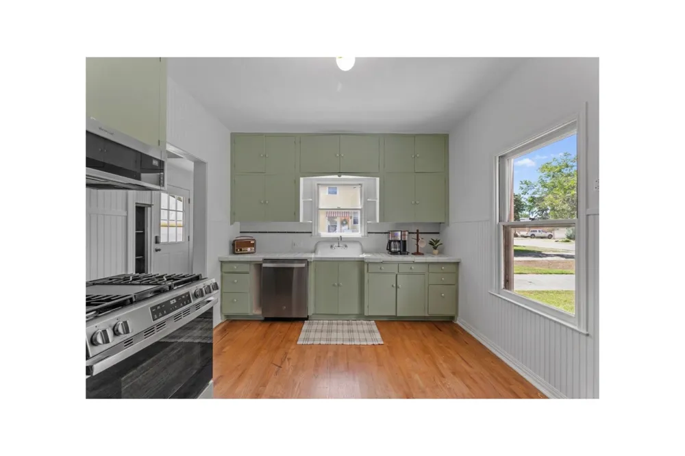909 E Liberty Avenue Round Rock, TX 78664