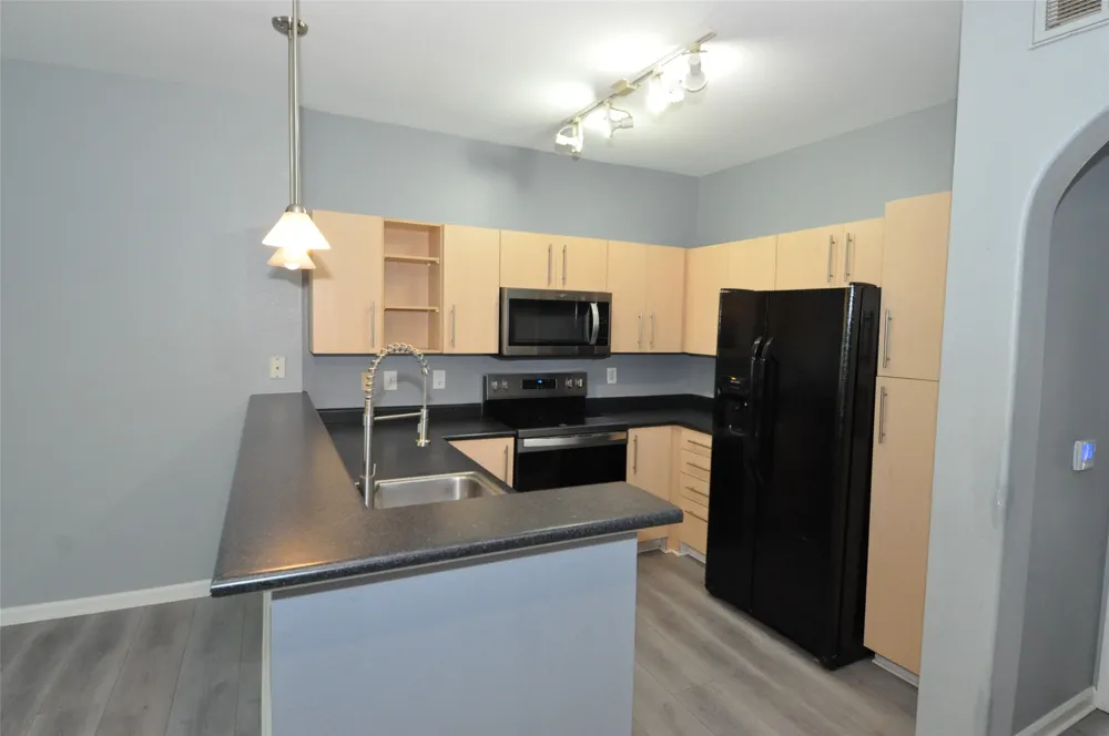 11203 Ranch Road 2222 Road #1401 Austin, TX 78730