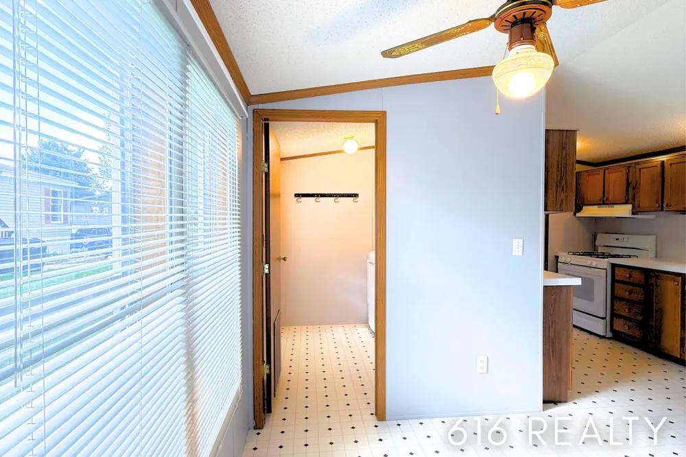 1382 Beaver Dam Drive NE Plainfield Charter Township, MI 49306