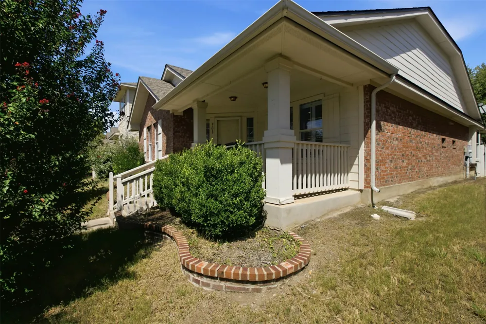 701 Brazos Bend Drive Cedar Park, TX 78613
