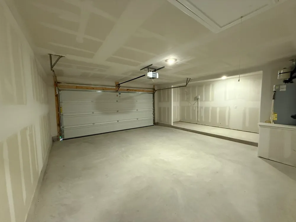 290 Gresham Kyle, TX 78640