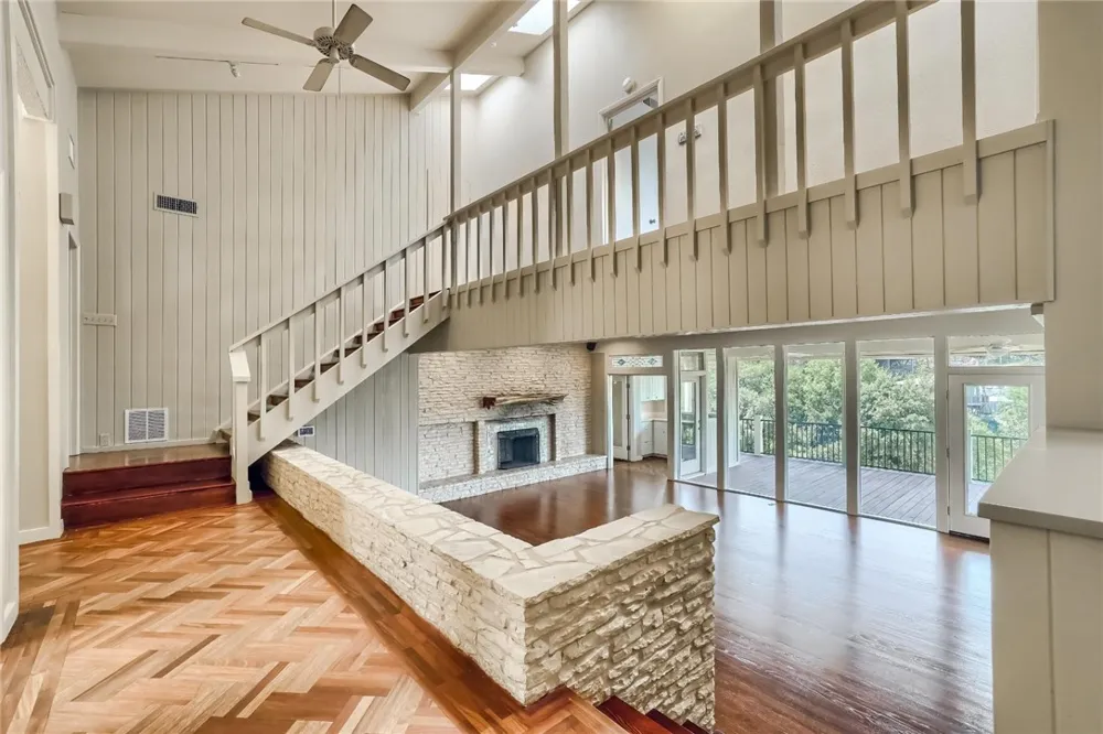 718 Bermuda Street Lakeway, TX 78734