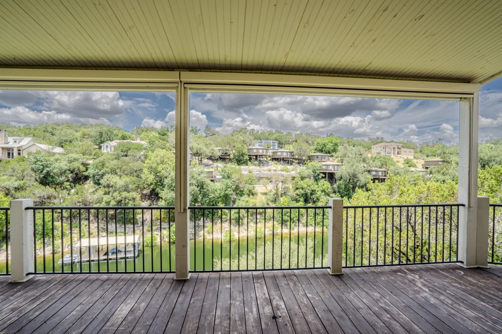718 Bermuda Street Lakeway, TX 78734