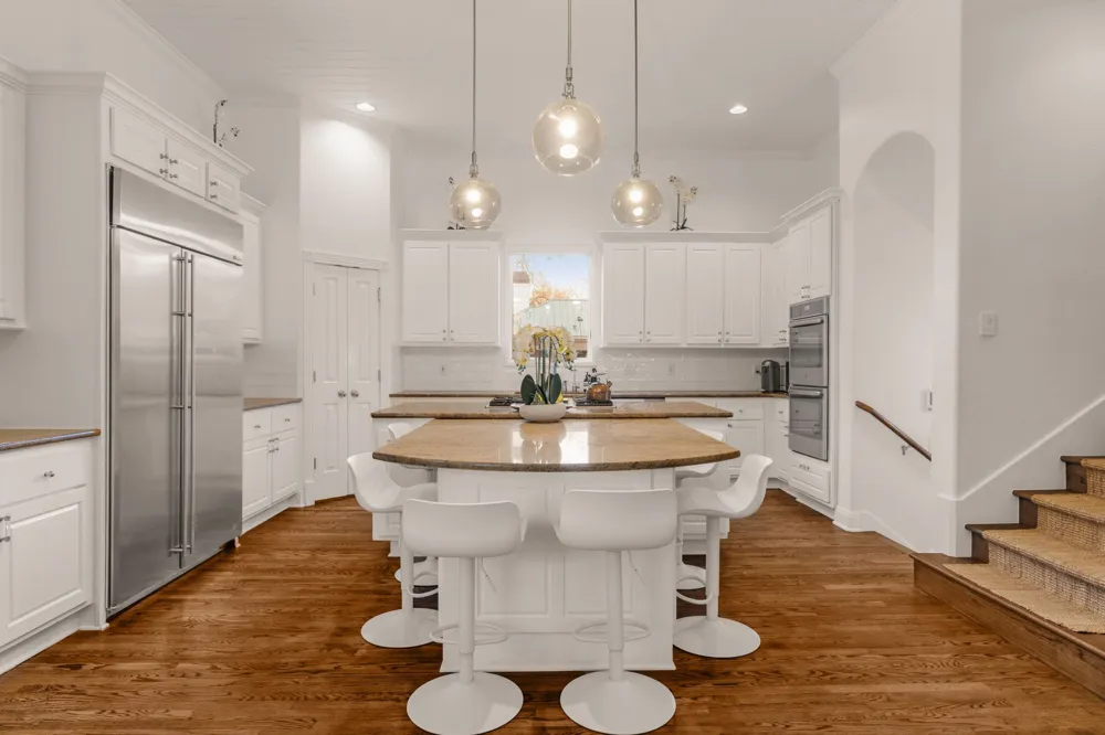 2703 McCullough Street Austin, TX 78703