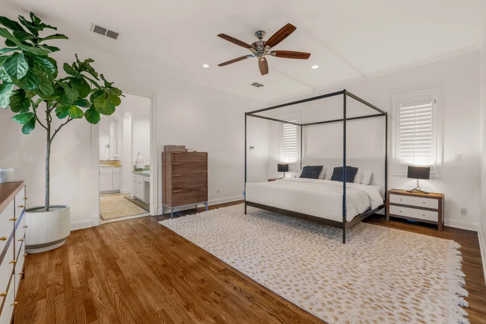 2703 McCullough Street Austin, TX 78703