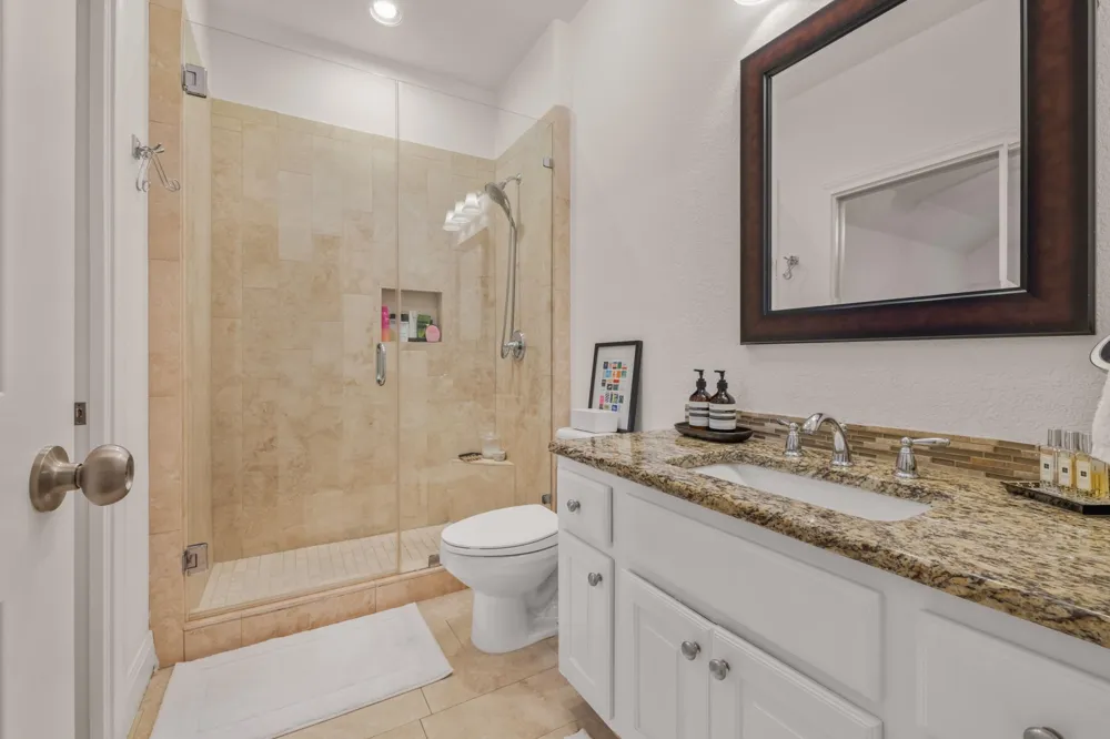 2703 McCullough Street Austin, TX 78703