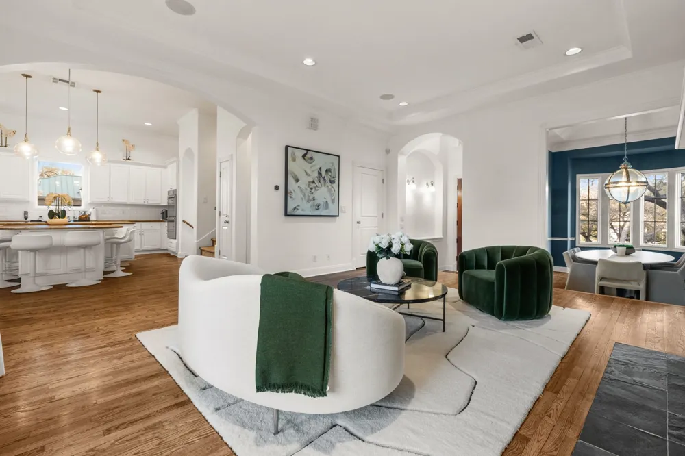 2703 McCullough Street Austin, TX 78703