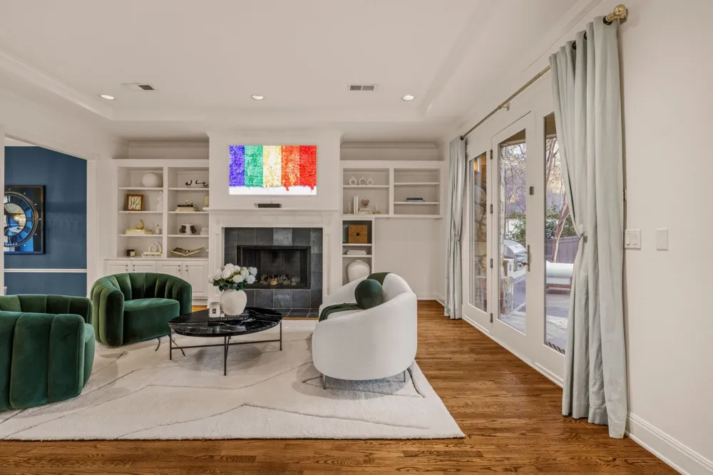 2703 McCullough Street Austin, TX 78703