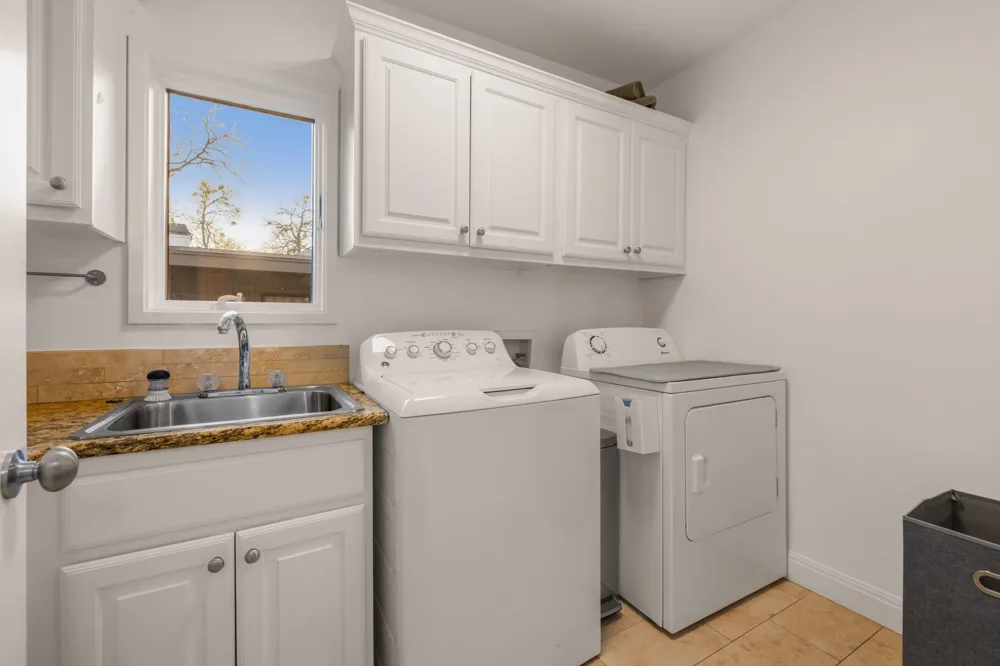 2703 McCullough Street Austin, TX 78703