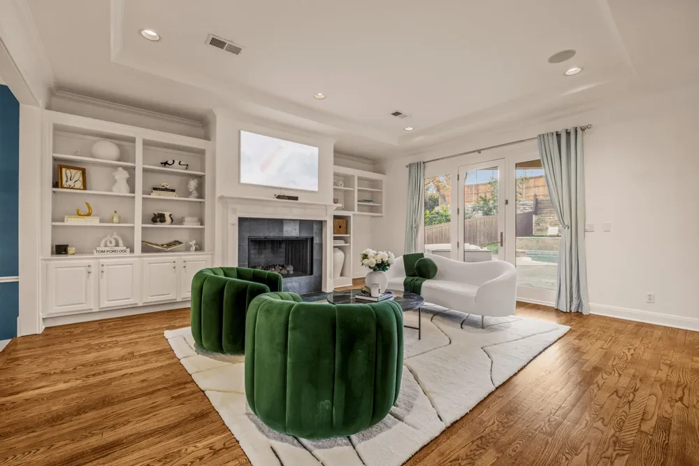 2703 McCullough Street Austin, TX 78703