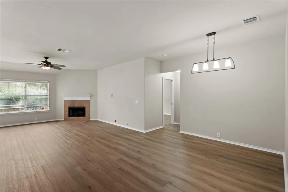 2808 Barefoot Lane Round Rock, TX 78665