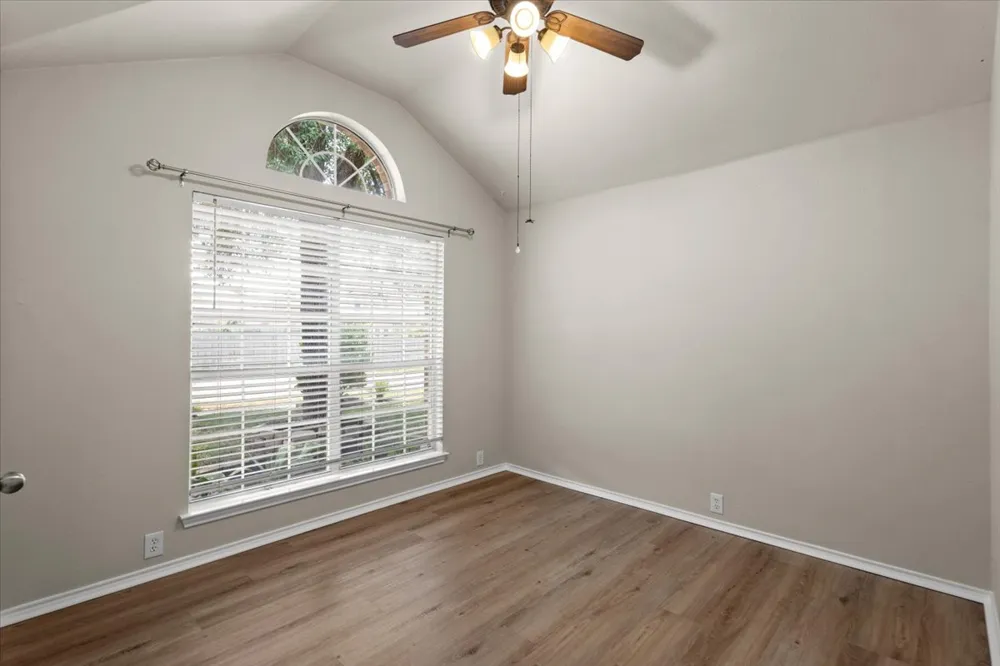 2808 Barefoot Lane Round Rock, TX 78665