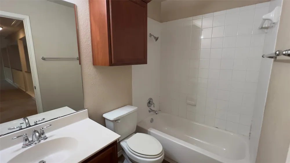 357 Nottingham Loop Kyle, TX 78640
