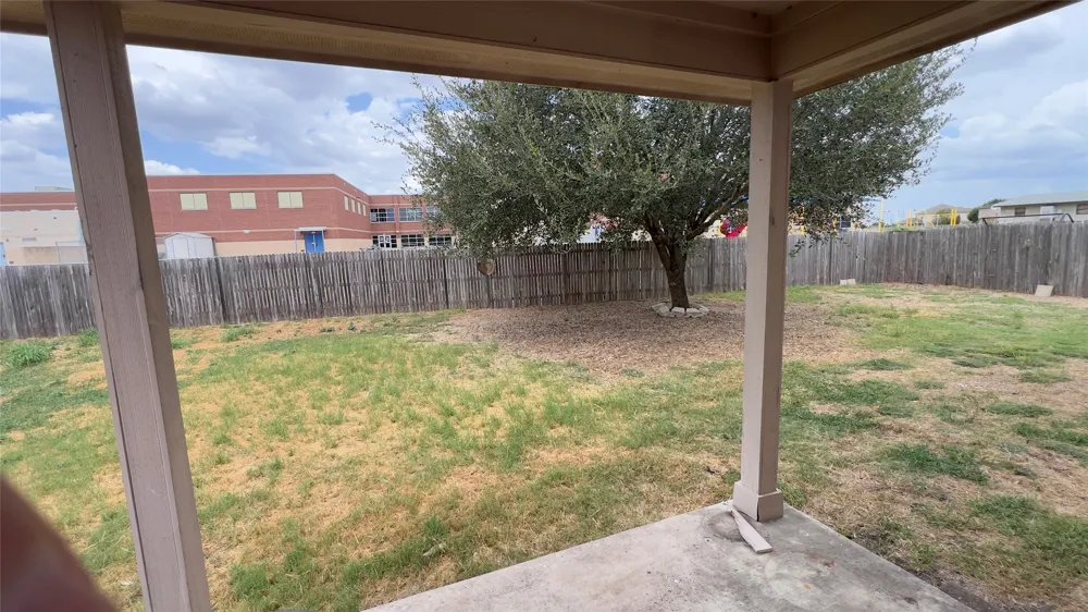 357 Nottingham Loop Kyle, TX 78640