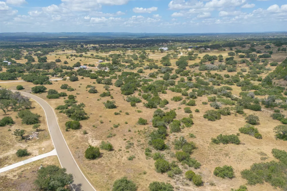 7 Summit Ridge Trail Round Mountain, TX 78663