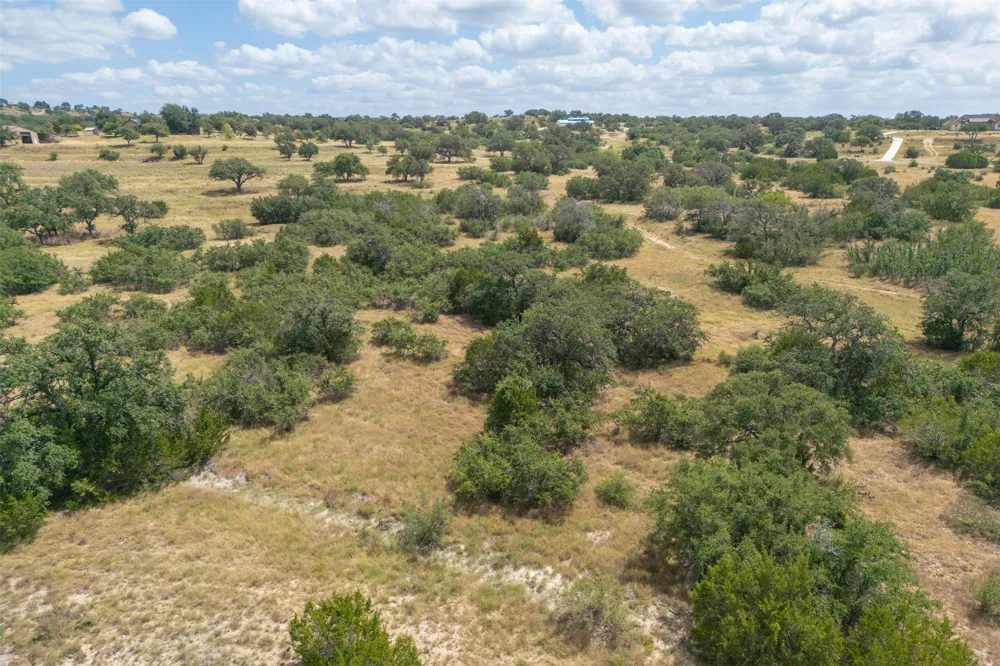 7 Summit Ridge Trail Round Mountain, TX 78663