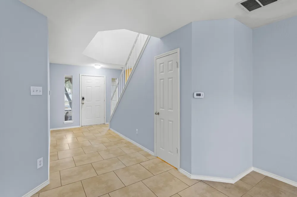 4015 Iriona Bend Austin, TX 78749