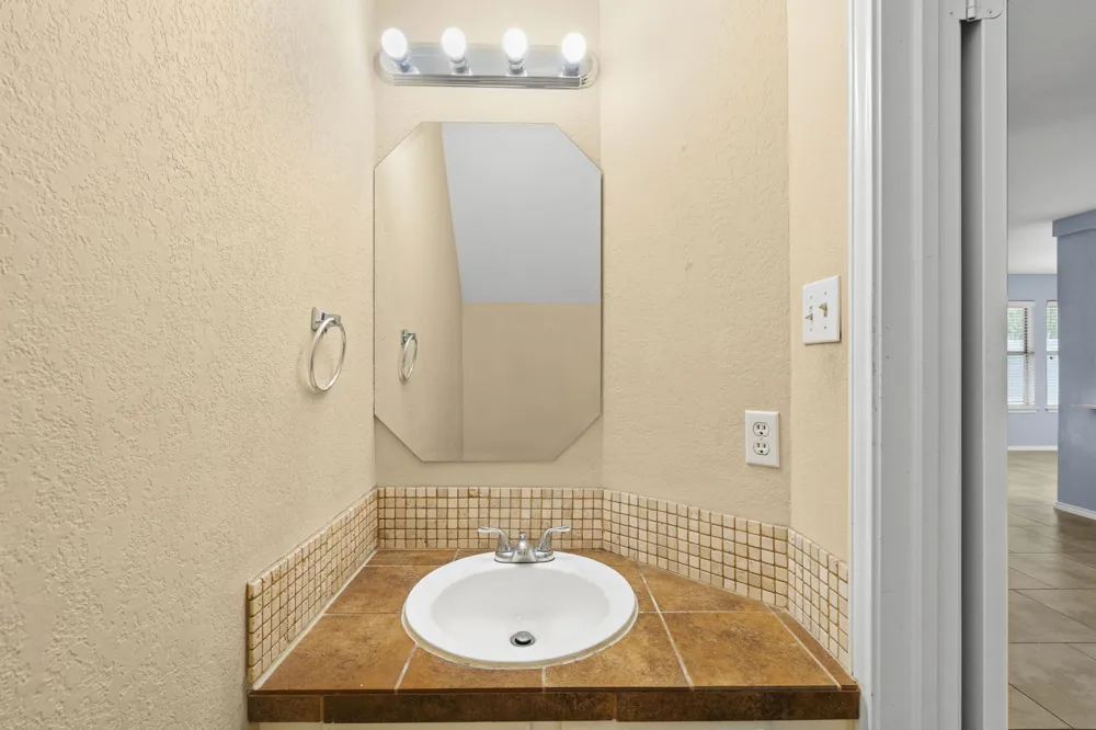4015 Iriona Bend Austin, TX 78749