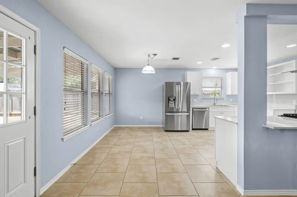 4015 Iriona Bend Austin, TX 78749