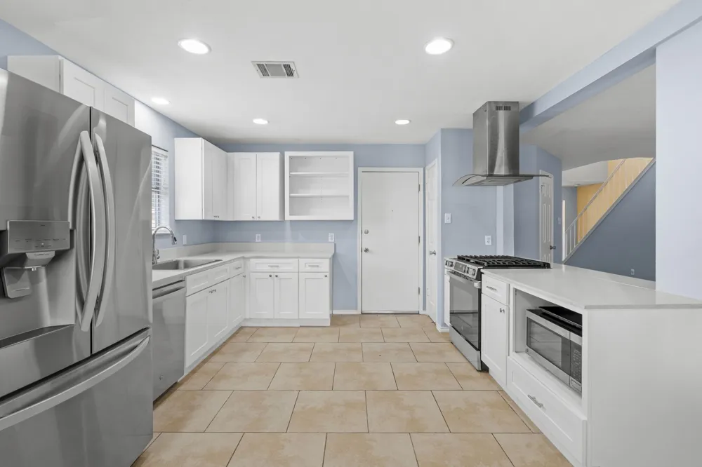 4015 Iriona Bend Austin, TX 78749