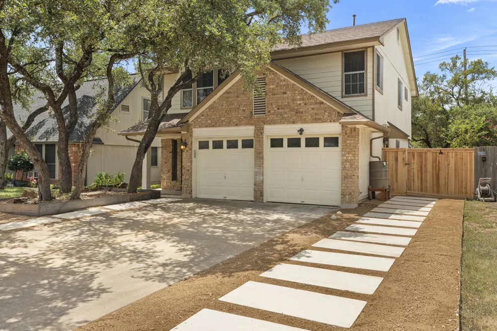 4015 Iriona Bend Austin, TX 78749