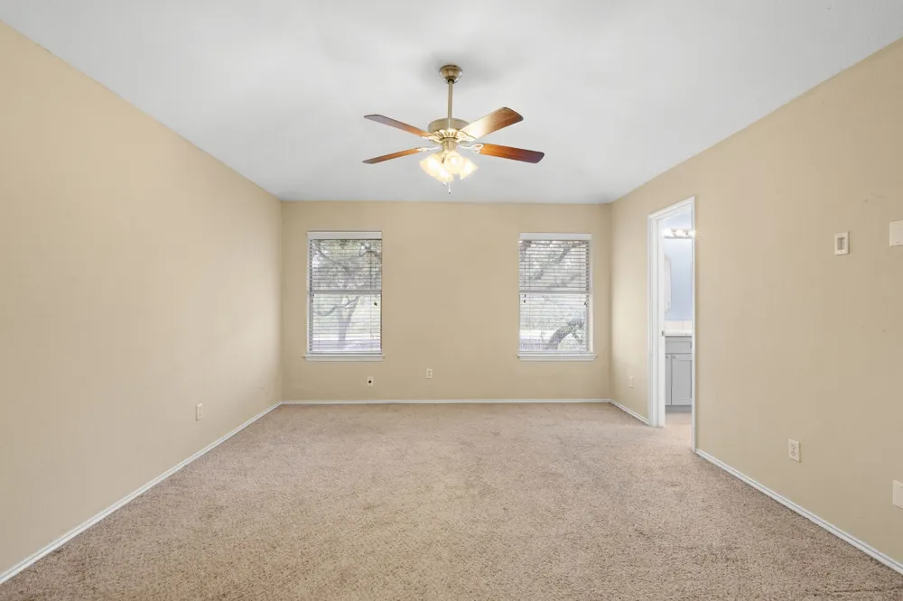 4015 Iriona Bend Austin, TX 78749