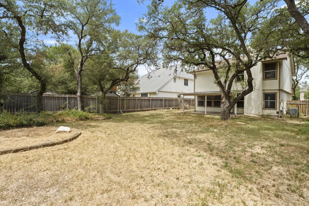 4015 Iriona Bend Austin, TX 78749