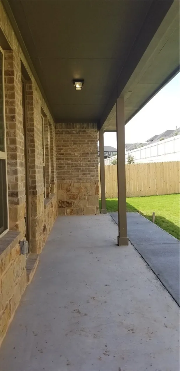 908 Kingston Place Cedar Park, TX 78613