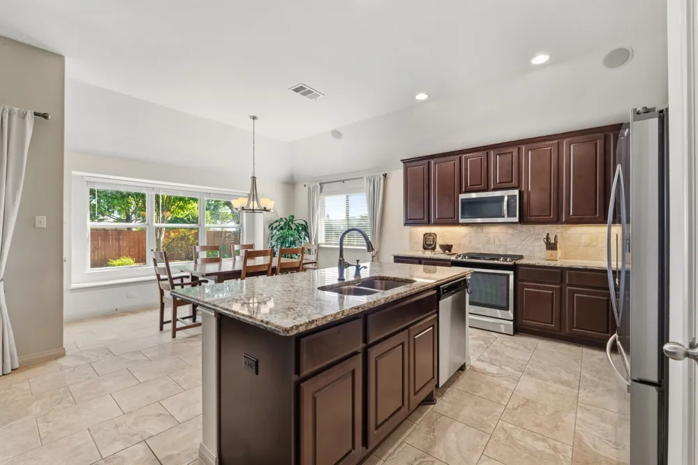 100 Lismore Street Hutto, TX 78634