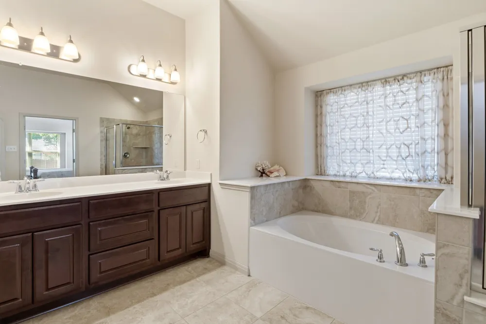 100 Lismore Street Hutto, TX 78634