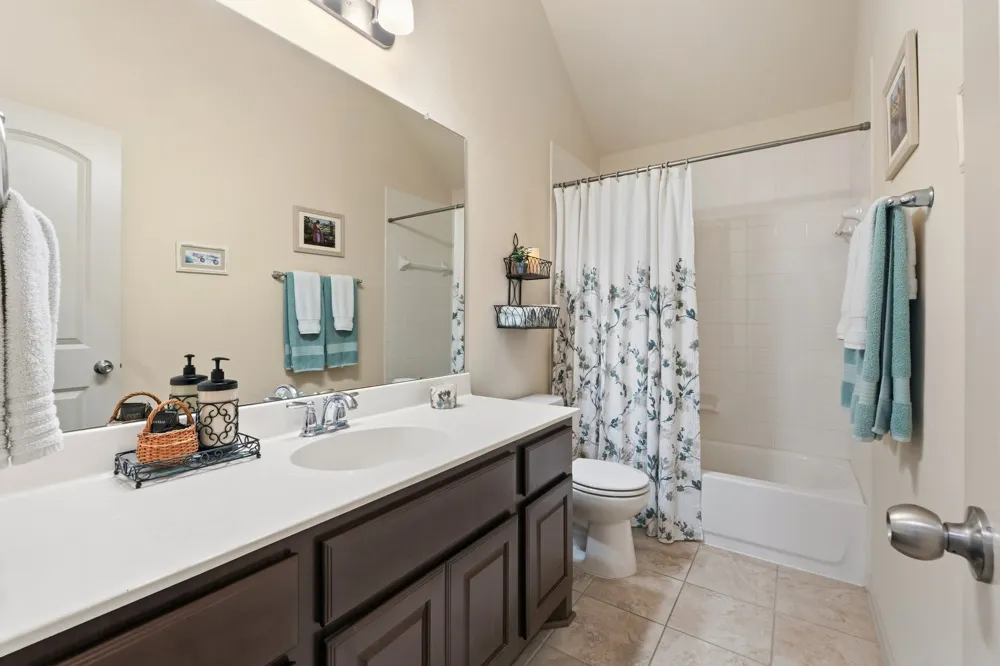 100 Lismore Street Hutto, TX 78634