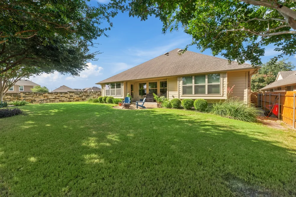 100 Lismore Street Hutto, TX 78634