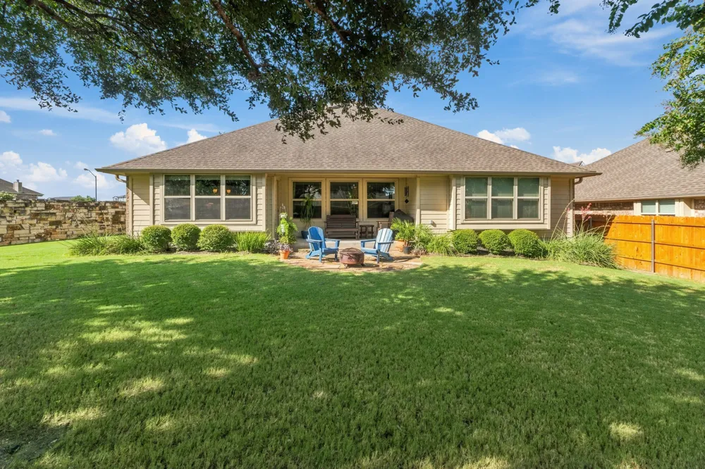 100 Lismore Street Hutto, TX 78634
