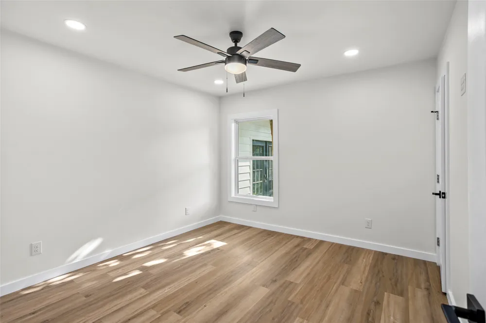 103 Avenue C Johnson City, TX 78636