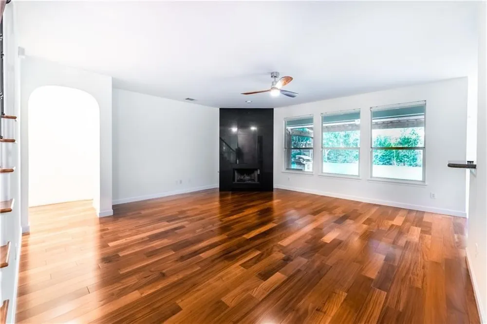 15716 Belfin Drive Austin, TX 78717
