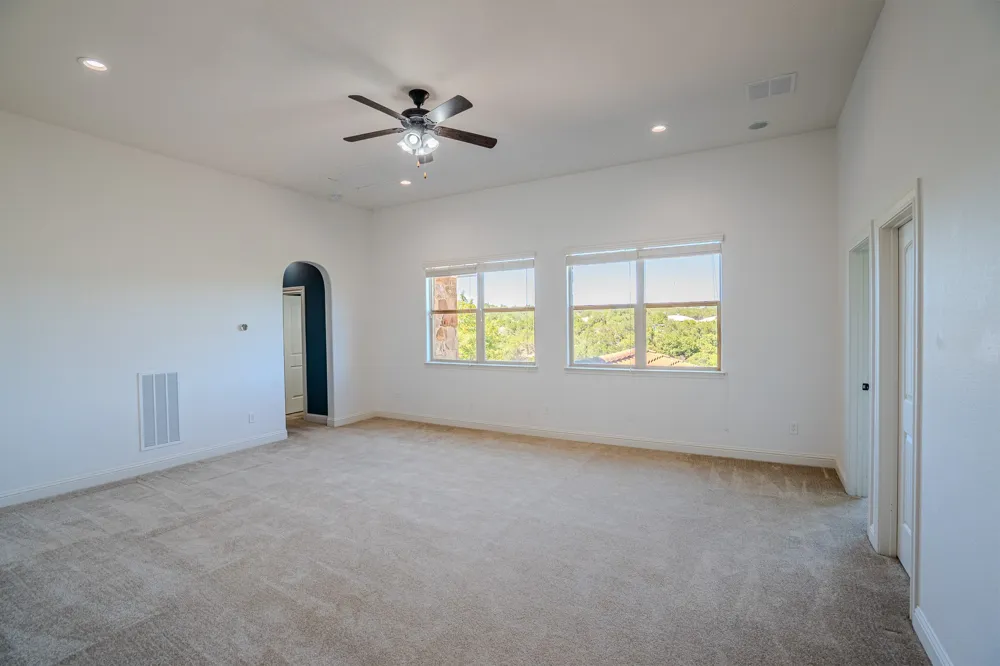 121 Feritti Drive Lakeway, TX 78734