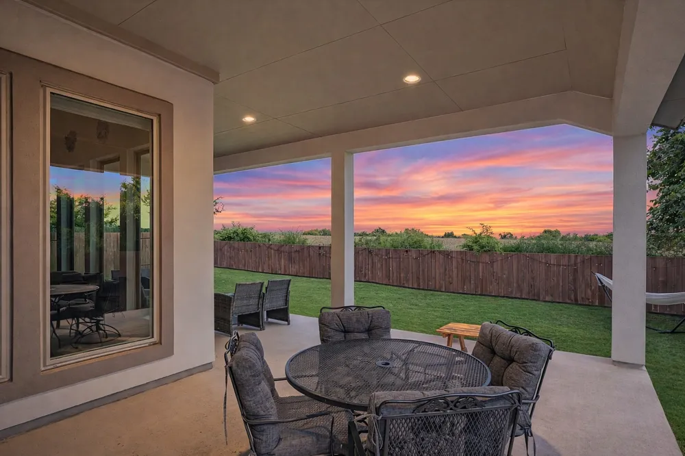 616 Breezygrass Way Georgetown, TX 78626