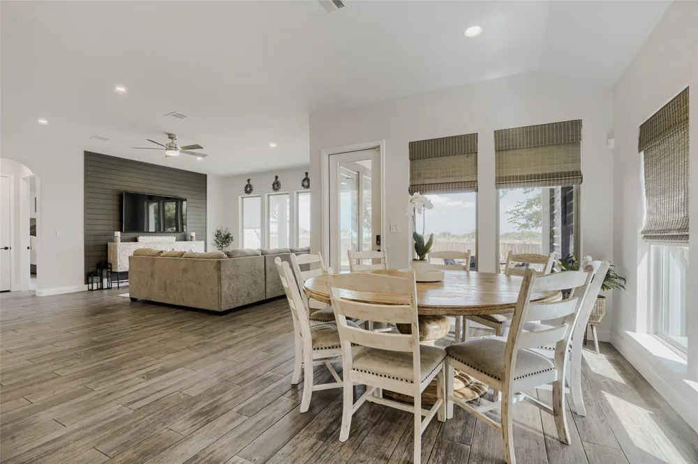 616 Breezygrass Way Georgetown, TX 78626