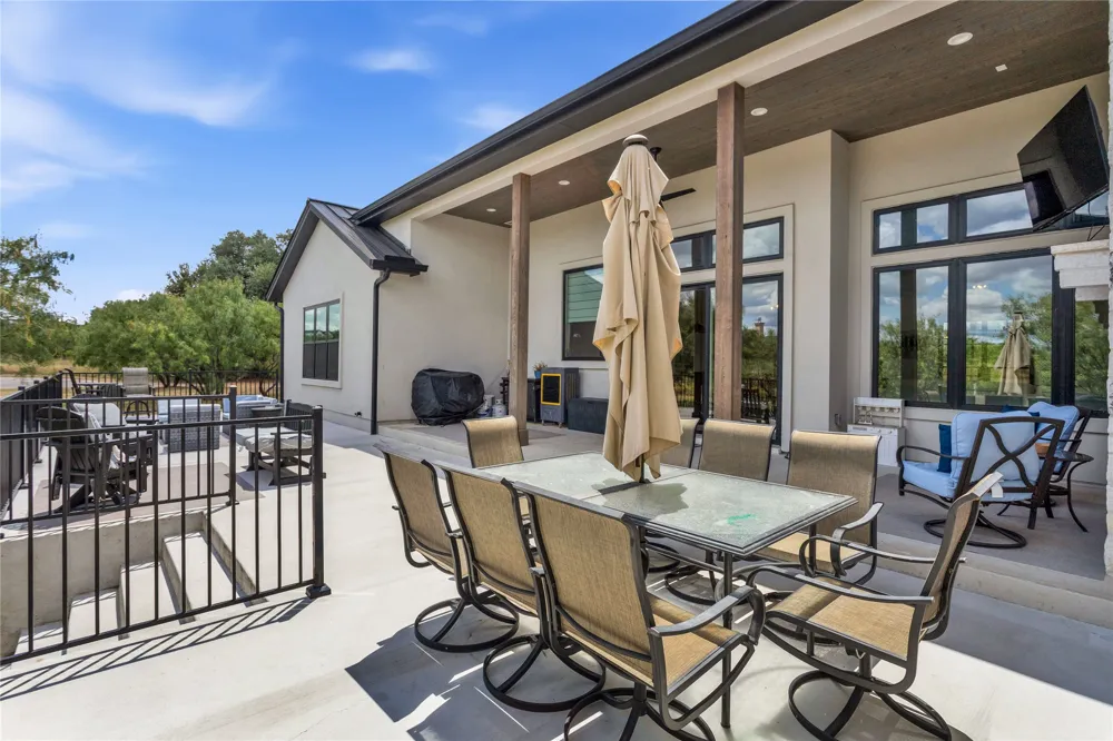 609 Paintbrush Horseshoe Bay, TX 78657