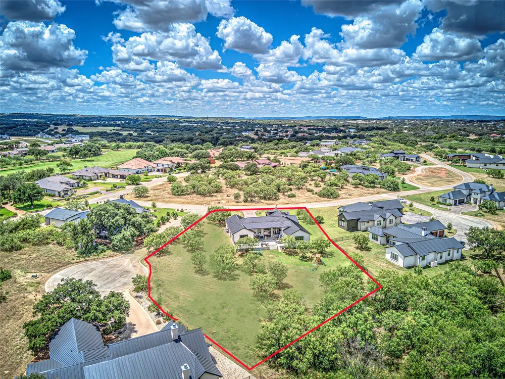 609 Paintbrush Horseshoe Bay, TX 78657