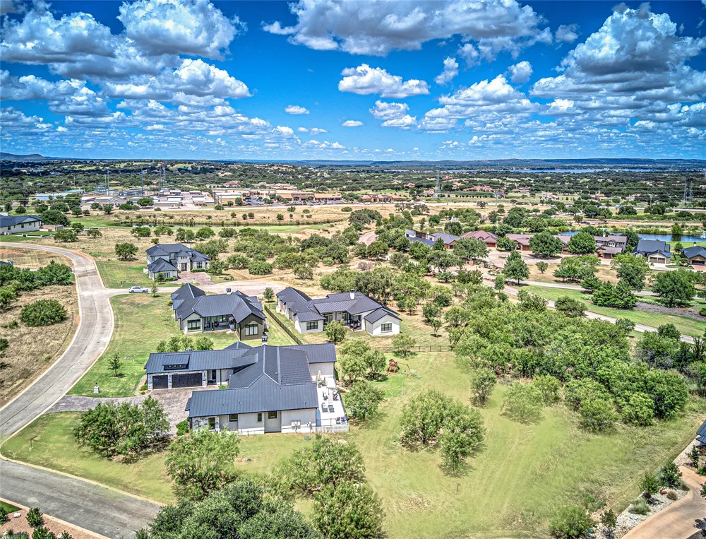 609 Paintbrush Horseshoe Bay, TX 78657