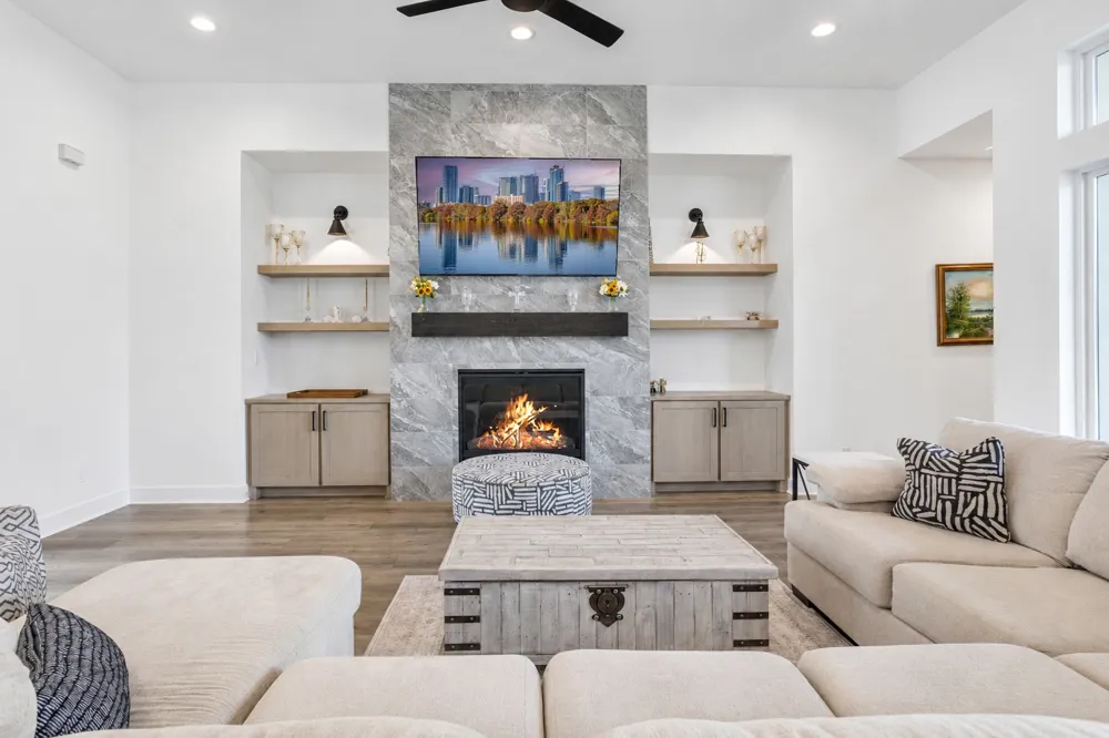 609 Paintbrush Horseshoe Bay, TX 78657