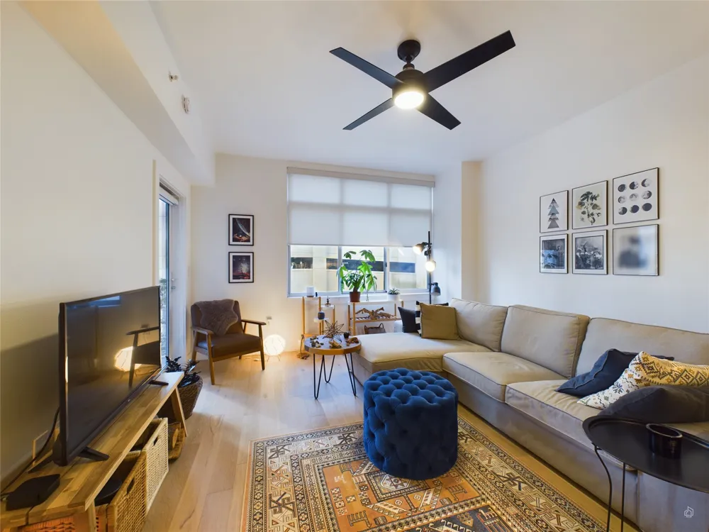 54 Rainey Street #415 Austin, TX 78701
