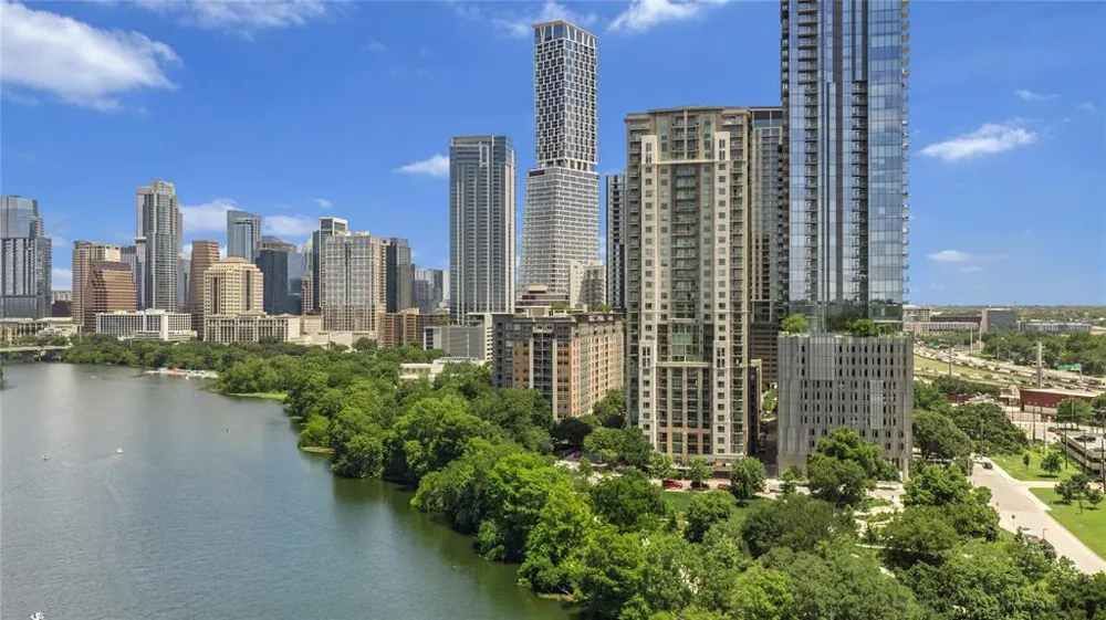54 Rainey Street #415 Austin, TX 78701