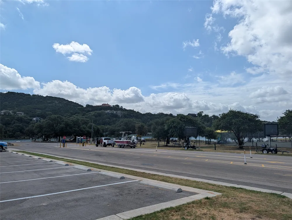 Mountain Top Circle Jonestown, TX 78645