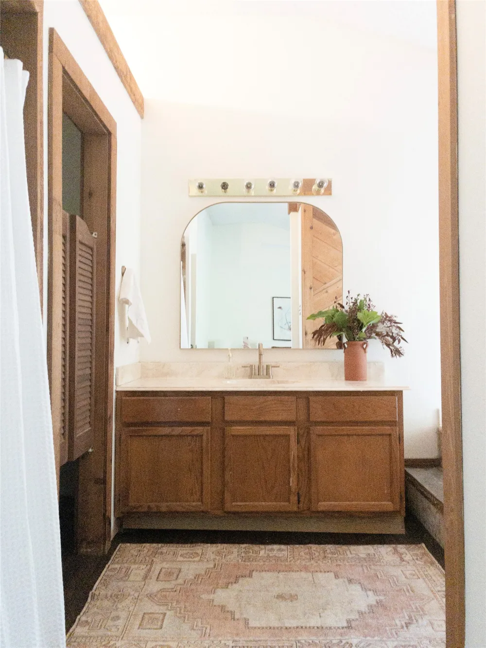 334 Coventry Road Spicewood, TX 78669