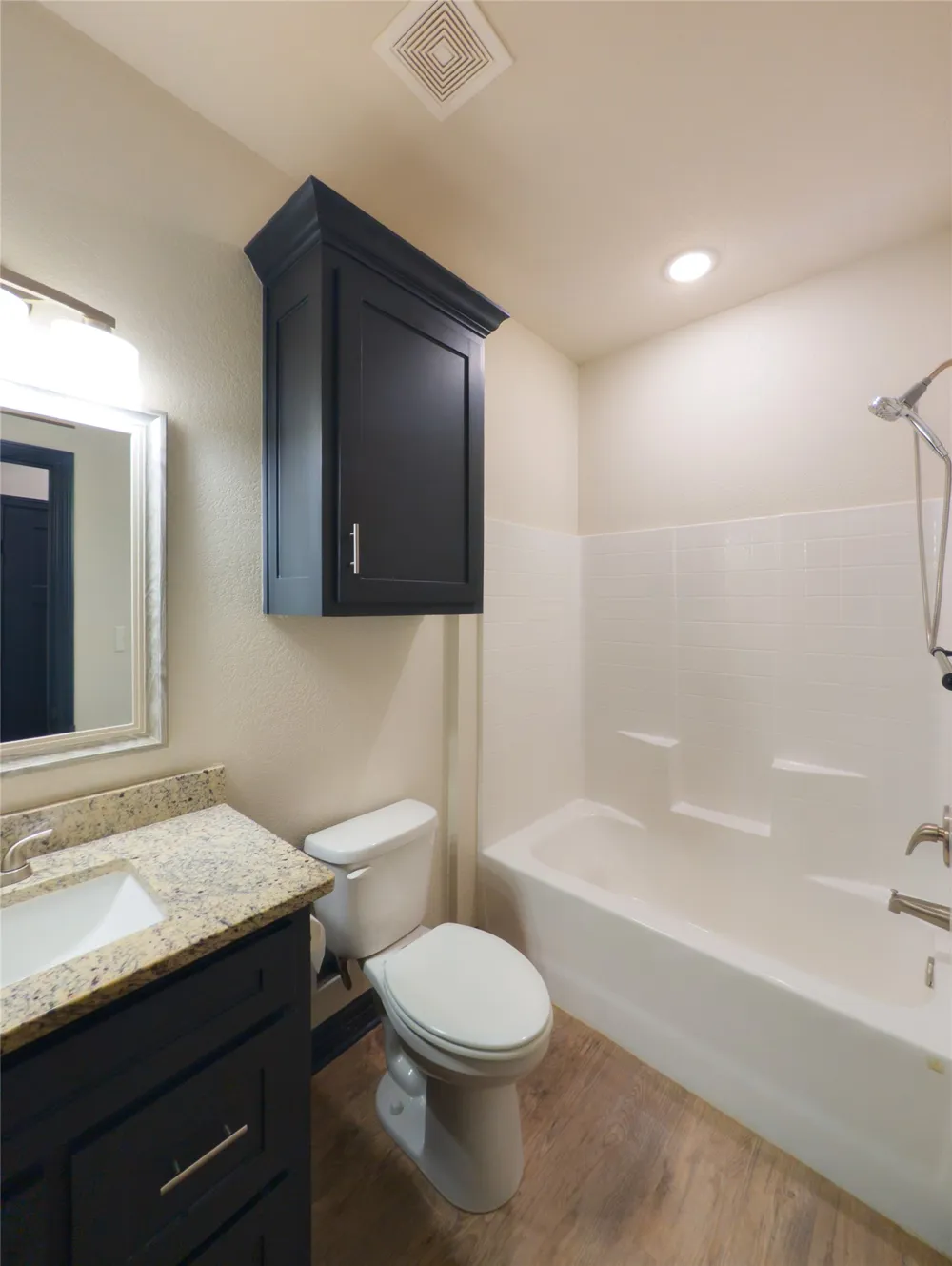 1315 Ross Avenue Tyler, TX 75702