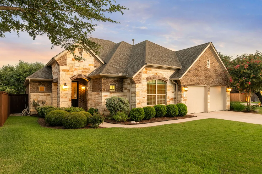 3208 Winged Elm Drive Cedar Park, TX 78613
