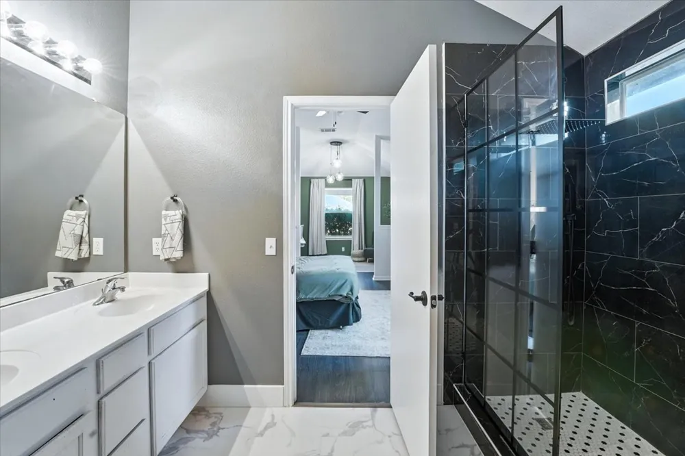 6001 Andross Court Hutto, TX 78634