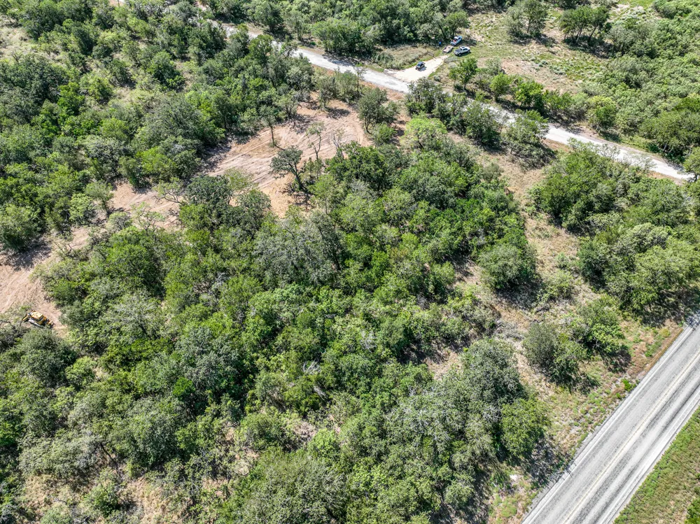 Pumper Tract 1 Road Luling, TX 78648